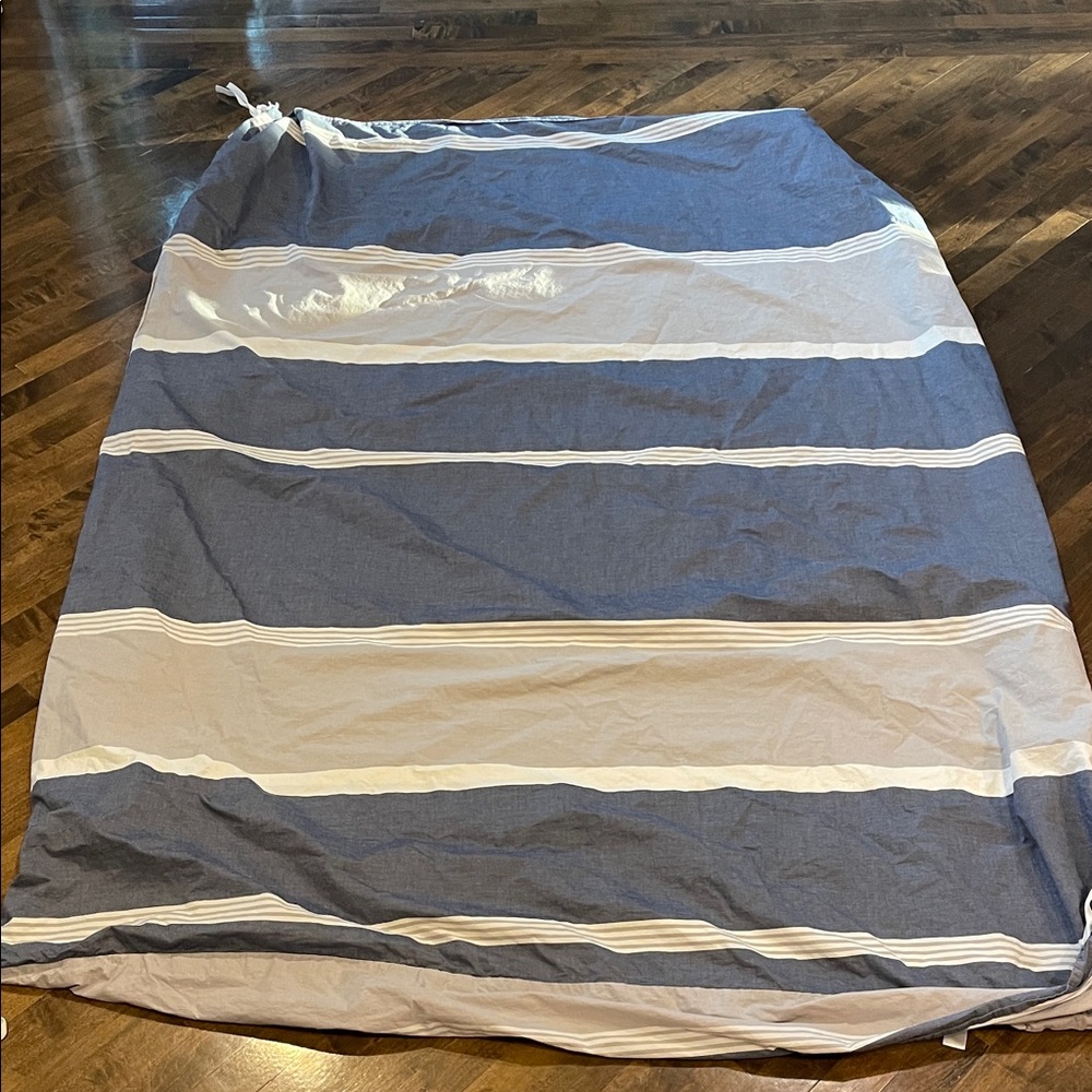 Pottery Barn Teen Blue and White Striped Duvet Cover x2!